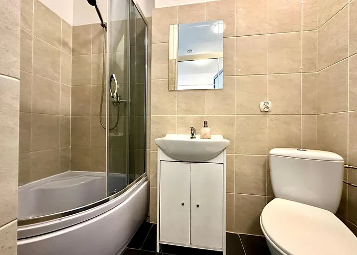 2026 W Centrum & Free Parking Apartment *